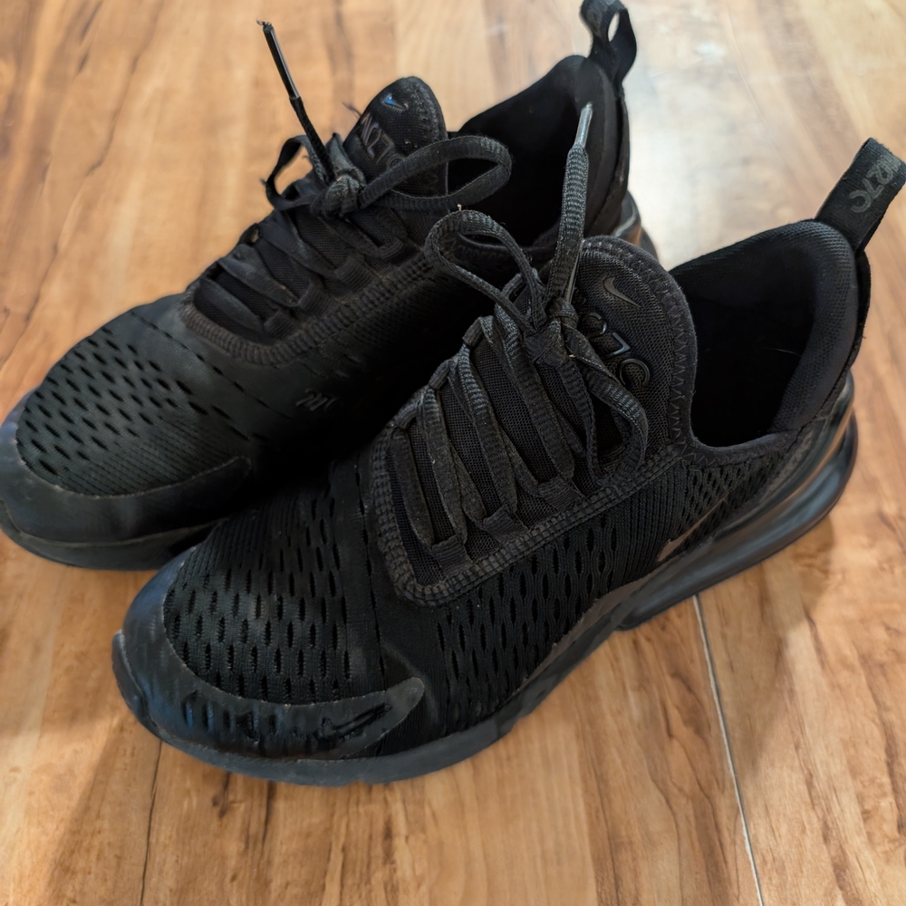 Nike Black Athletic Shoes